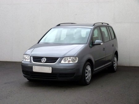 Volkswagen Touran, 2004 - pohled č. 3