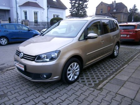 Volkswagen Touran, 2012 - pohled č. 3