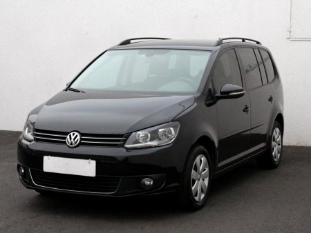 Volkswagen Touran, 2015 - pohled č. 3