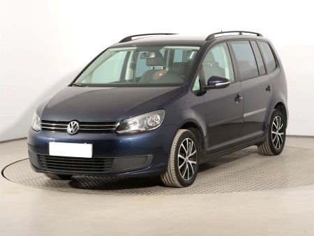 Volkswagen Touran, 2015 - pohled č. 3