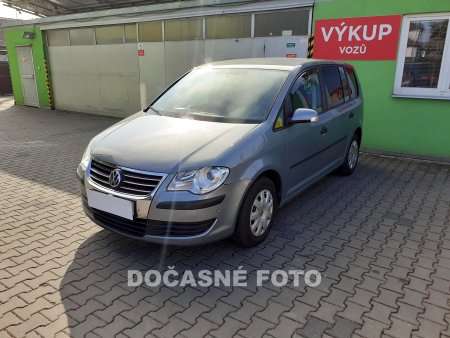 Volkswagen Touran, 2007 - pohled č. 3