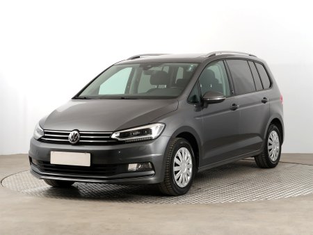 Volkswagen Touran, 2017 - pohled č. 3