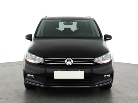 Volkswagen Touran, 2018 - pohled č. 2