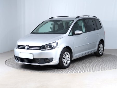 Volkswagen Touran, 2011 - pohled č. 3