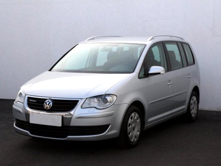 Volkswagen Touran, 2008 - pohled č. 3