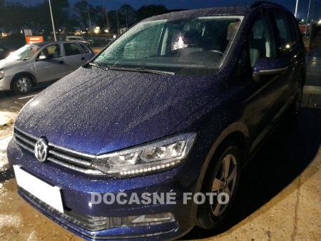 Volkswagen Touran, 2016 - pohled č. 3