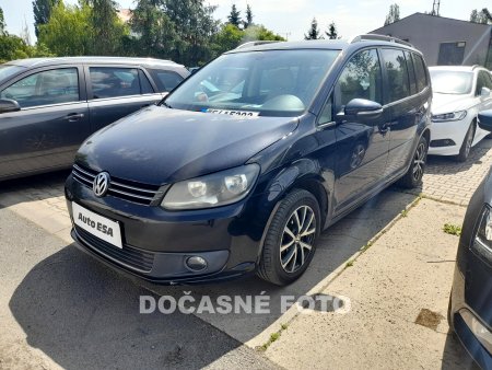Volkswagen Touran, 2012 - pohled č. 3