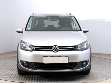 Volkswagen Touran, 2011 - pohled č. 2