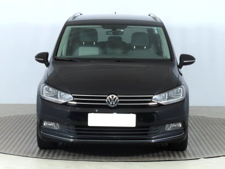Volkswagen Touran, 2017 - pohled č. 2