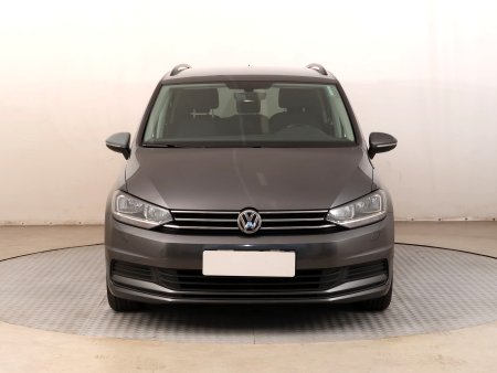 Volkswagen Touran, 2016 - pohled č. 2