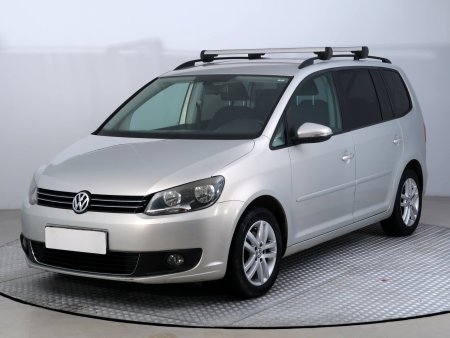 Volkswagen Touran, 2011 - pohled č. 3