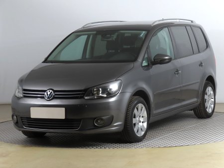 Volkswagen Touran, 2011 - pohled č. 3