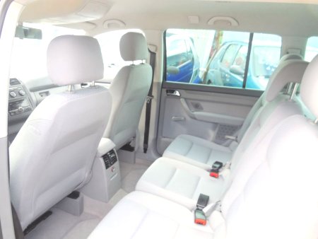 Volkswagen Touran, 2003 - pohled č. 6