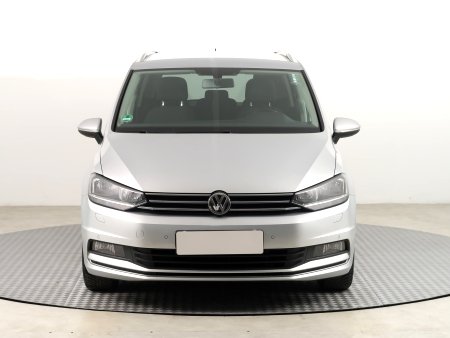 Volkswagen Touran, 2017 - pohled č. 2