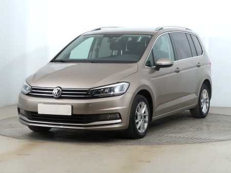 Volkswagen Touran, 2018 - pohled č. 3