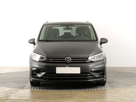 Volkswagen Touran, 2019 - pohled č. 2