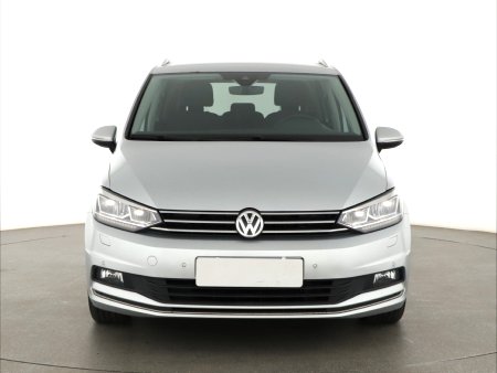 Volkswagen Touran, 2017 - pohled č. 2