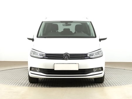 Volkswagen Touran, 2015 - pohled č. 2