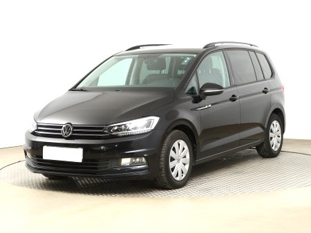 Volkswagen Touran, 2017 - pohled č. 3