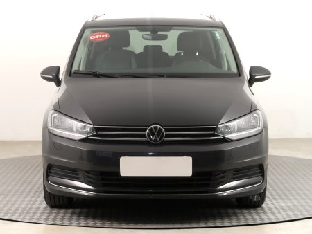 Volkswagen Touran, 2021 - pohled č. 2