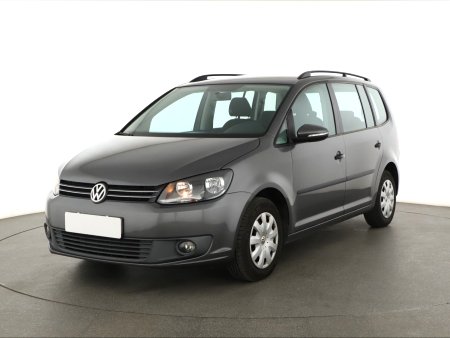 Volkswagen Touran, 2011 - pohled č. 3