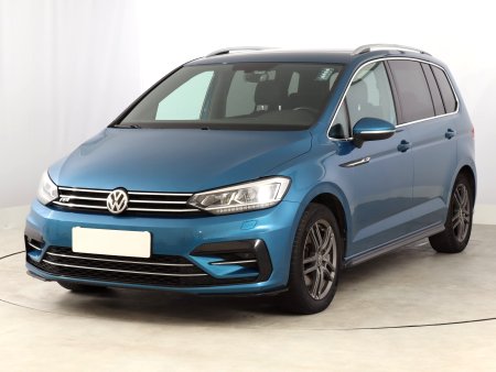 Volkswagen Touran, 2016 - pohled č. 3