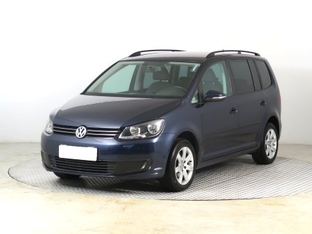 Volkswagen Touran, 2012 - pohled č. 3