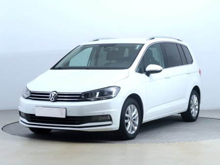 Volkswagen Touran, 2018 - pohled č. 3