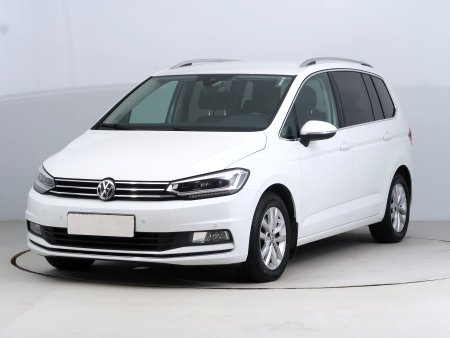 Volkswagen Touran, 2017 - pohled č. 3