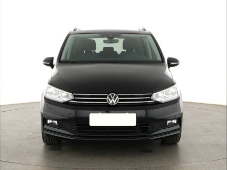 Volkswagen Touran, 2023 - pohled č. 2