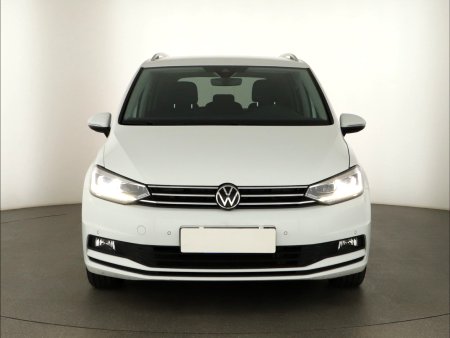 Volkswagen Touran, 2023 - pohled č. 2