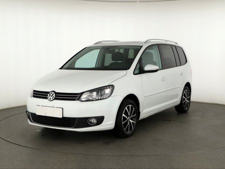 Volkswagen Touran, 2015 - pohled č. 3