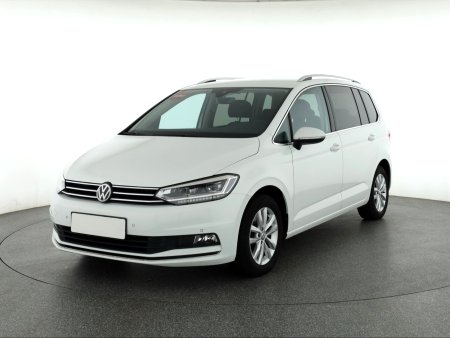 Volkswagen Touran, 2018 - pohled č. 3