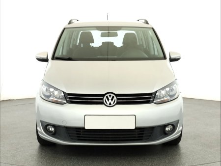 Volkswagen Touran, 2015 - pohled č. 2