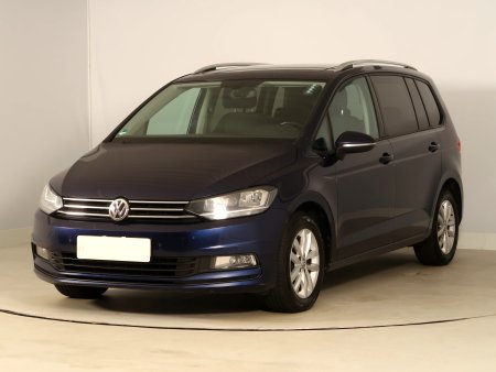 Volkswagen Touran, 2016 - pohled č. 3