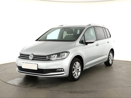 Volkswagen Touran, 2017 - pohled č. 3