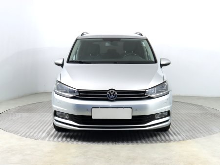 Volkswagen Touran, 2015 - pohled č. 2
