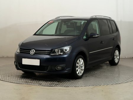 Volkswagen Touran, 2015 - pohled č. 3