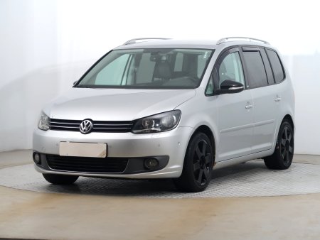 Volkswagen Touran, 2011 - pohled č. 3