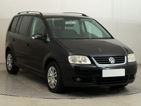 Volkswagen Touran, 2005