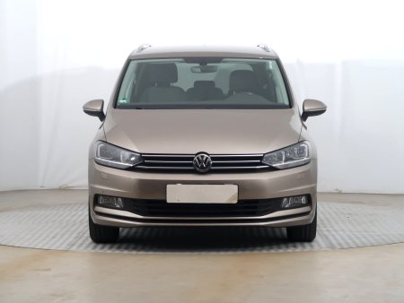 Volkswagen Touran, 2016 - pohled č. 2