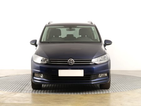 Volkswagen Touran, 2016 - pohled č. 2