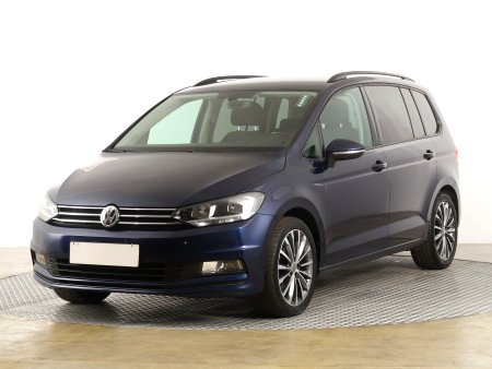 Volkswagen Touran, 2016 - pohled č. 3