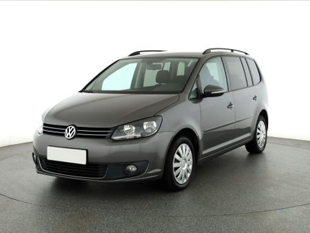 Volkswagen Touran, 2012 - pohled č. 3