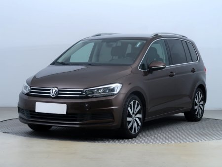 Volkswagen Touran, 2017 - pohled č. 3
