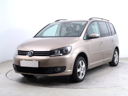 Volkswagen Touran, 2011 - pohled č. 3