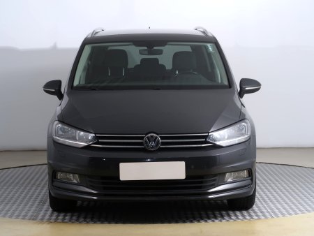 Volkswagen Touran, 2016 - pohled č. 2