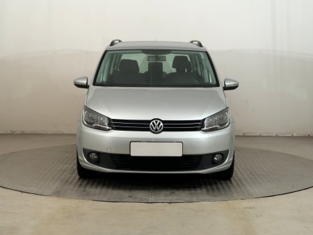 Volkswagen Touran, 2015 - pohled č. 2