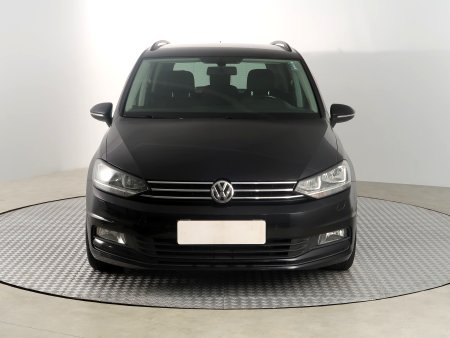 Volkswagen Touran, 2016 - pohled č. 2