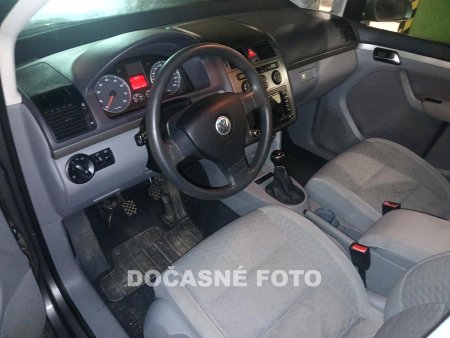 Volkswagen Touran, 2007 - pohled č. 3